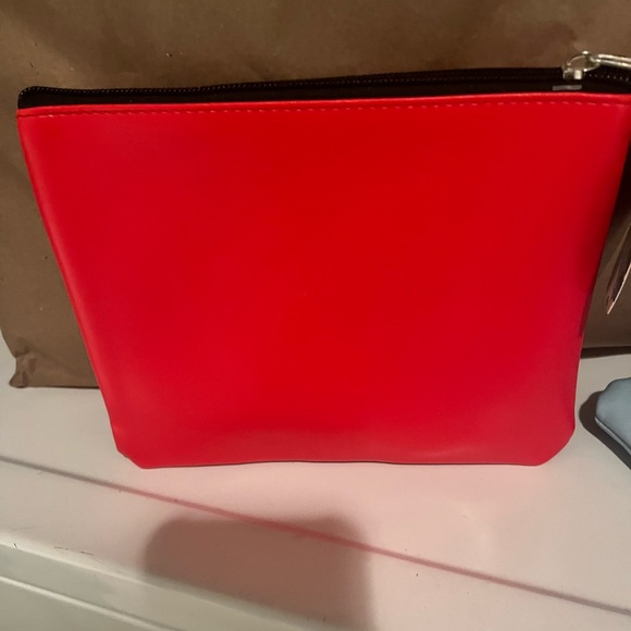 Friends Central Perk Cosmetic Bag Zippered Makeup Pouch Case TV Series Coffee. - Picture 2 of 2